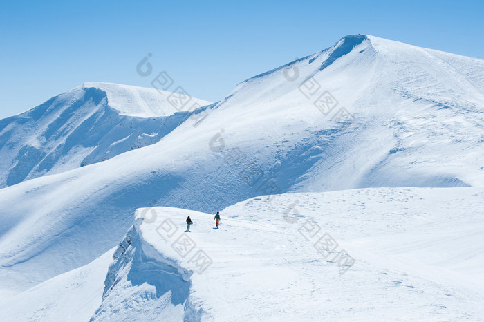 雪山 攀登雪山