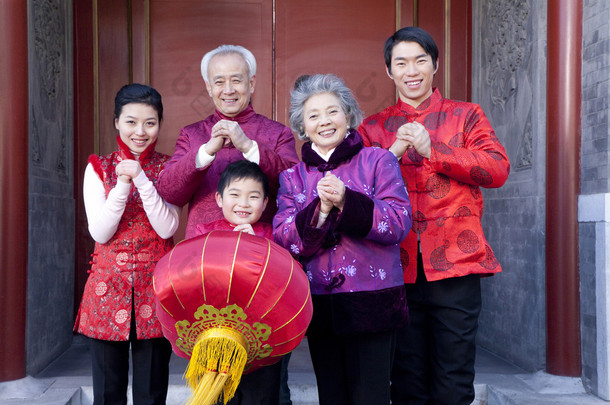 家庭庆祝中国农历新年