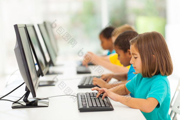 计算机班小学学生