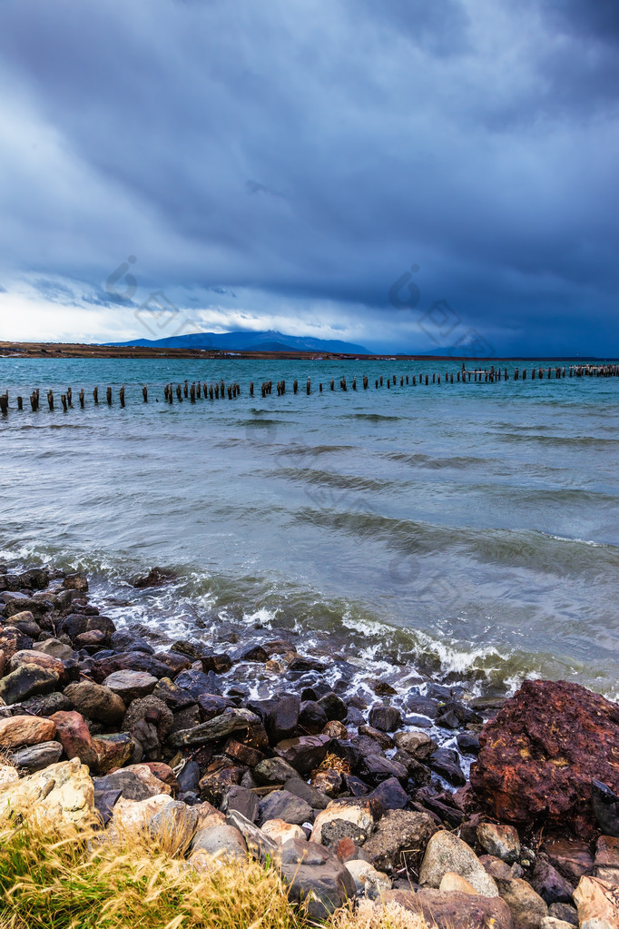 麦哲伦海峡在海滨蓬塔阿雷纳斯