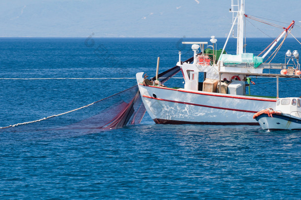 地中海捕鱼船 puliling 网