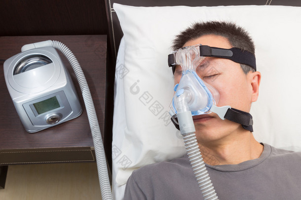 亚洲人与<strong>睡眠</strong>呼吸暂停使用 Cpap 机