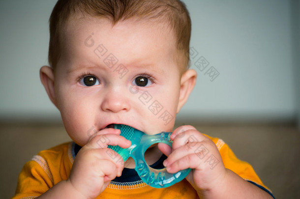 宝宝咀嚼牙胶玩具