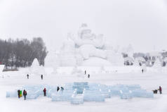 哈尔滨，中国-2017 年 1 月 21 日︰ 雪雕中国，哈尔滨太阳岛国际雪雕塑艺术博览会。位于中国黑龙江省哈尔滨市.