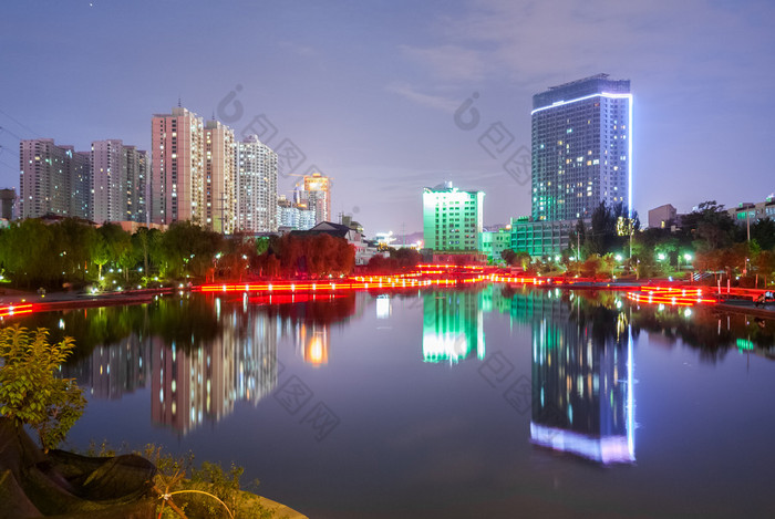 兰州盐滩公园的Nocturne湖景(中国))