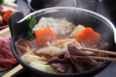 日本牛肉锅寿喜烧