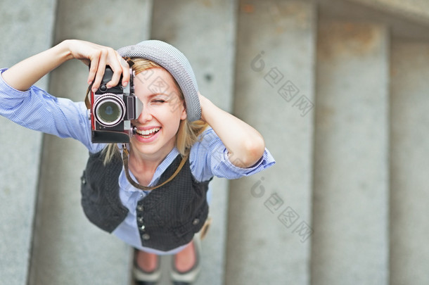 女孩与复古相机照片制作