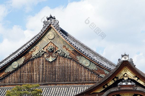 在日本大阪举行的二条城乔城堡的历史建筑细节