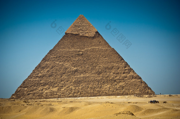 吉萨，埃及的大金字塔