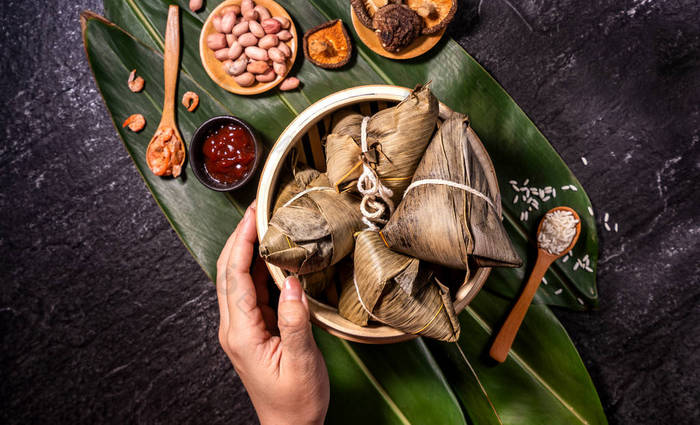 宗子,热腾腾的热腾腾的蒸饭饺子在蒸锅里. 近点，复制空间，龙舟端武节的亚洲名菜