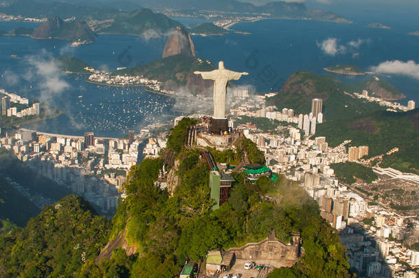 里约热内卢基督像<strong>顶</strong>山，里约热内卢，巴西