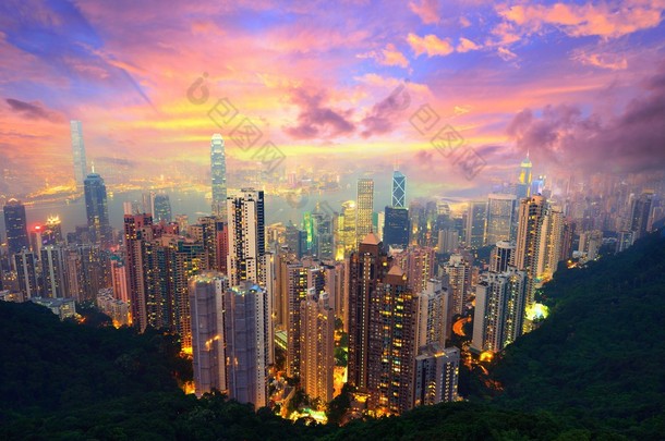 太平<strong>山顶</strong>的香港