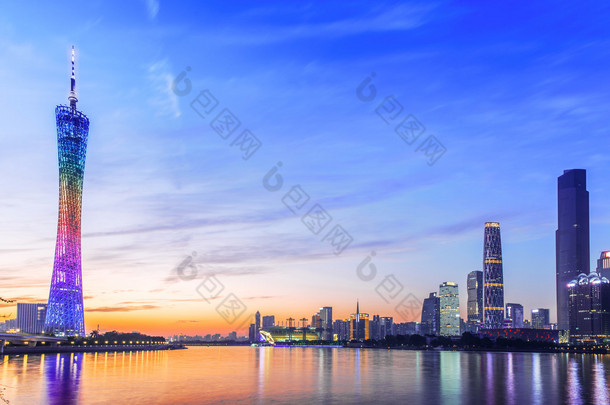 广州市的<strong>夜景</strong>