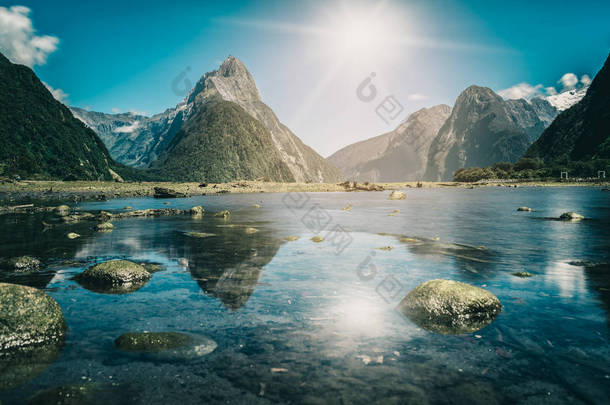 新西兰的Milford Sound