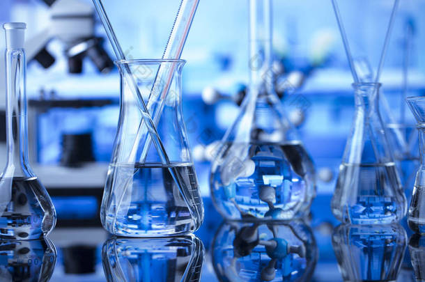 实验室概念。<strong>科学</strong>实验。实验室玻璃器皿, 显微镜.