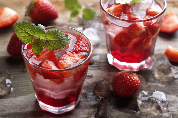 夏季草莓饮料
