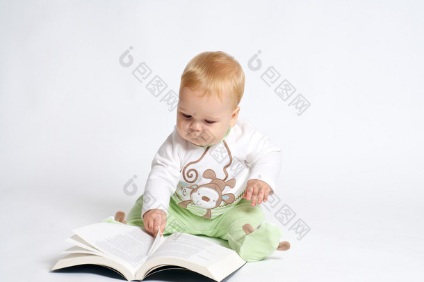 宝宝读书