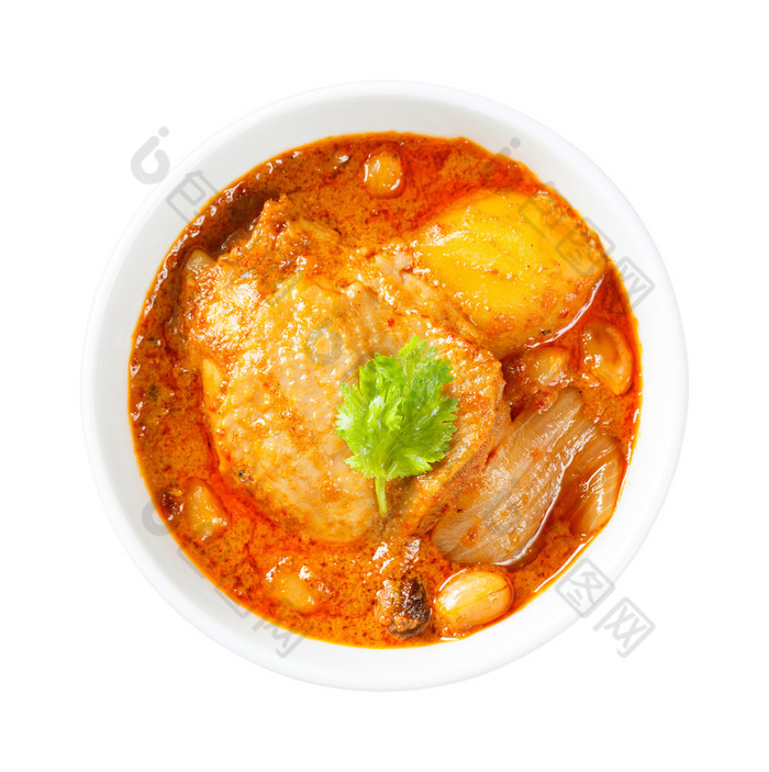 清真鸡肉和土豆咖喱或 mussaman 咖喱鸡