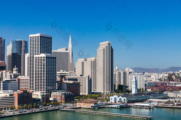 从金银岛到 San Francisco 的视图