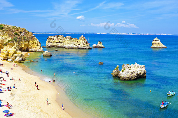 <strong>泳</strong>滩，拉各斯葡萄牙和天然岩石