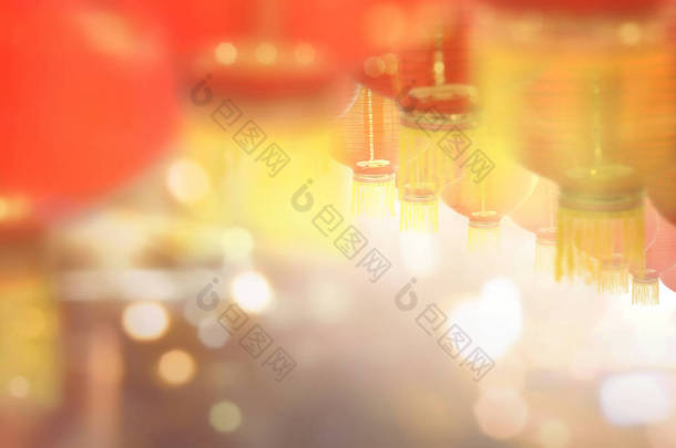 背景模糊灯的中国新年灯笼