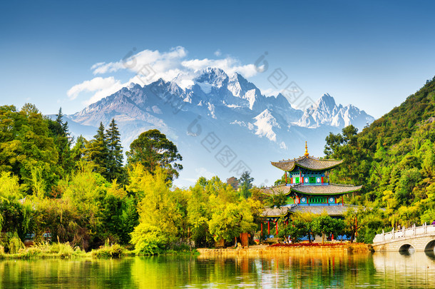 中国玉龙雪山风景