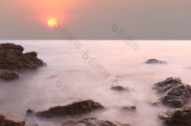 拿恩海滨南法雅海或南法雅山景区 P 的观点