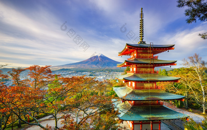 与 Chureito Pagoda 在日出，吉田，日本富士山 