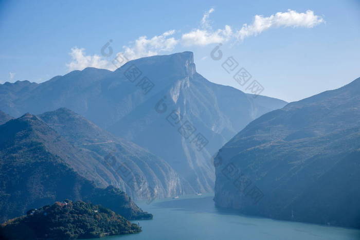 长江三峡奉节三江水域