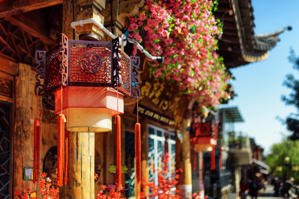 Traditional Chinese street lanterns and roof, Lijiang, China