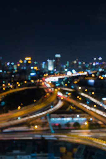 夜观模糊互换的散景光市路图片