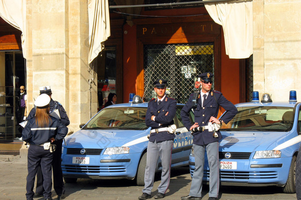 意大利警车和警察