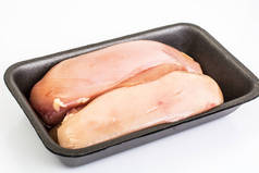 鸡胸肉鱼片原料在食品包装托盘