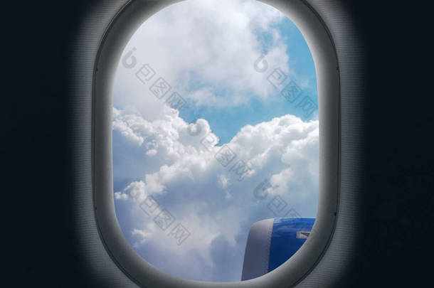 美丽的<strong>云彩</strong>和<strong>飞机</strong>涡轮从窗口, 旅行概念