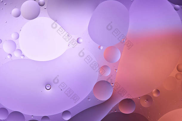 从混合水和油泡中提取<strong>紫</strong>色和<strong>粉色</strong>纹理