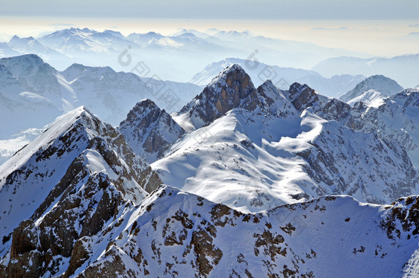 山冬季风景