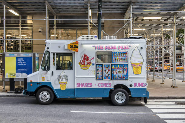老式冰淇淋卡车在纽约市