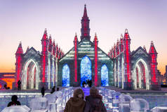 中国哈尔滨-2019年1月2日: 哈尔滨国际冰雪节是每年在哈尔滨举行的冬季节。这是世界上最大的冰雪节.