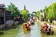 接近上海，中国著名水乡乌镇