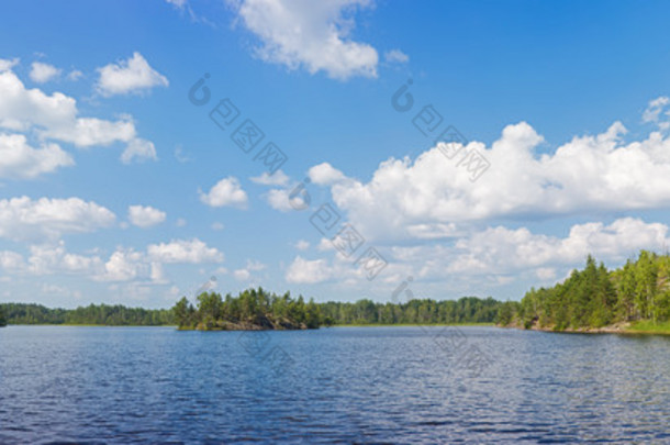 夏季湖景