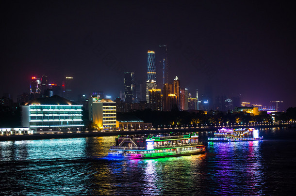 广州 Cbd 大厦和珠江夜景
