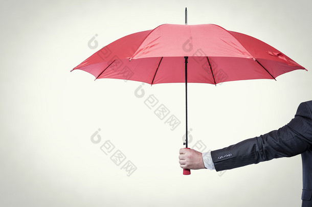 手中的伞.