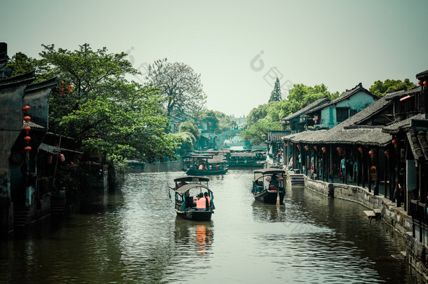 西塘古镇西塘是首批中国历史文化名镇，坐落在浙江省，中国.