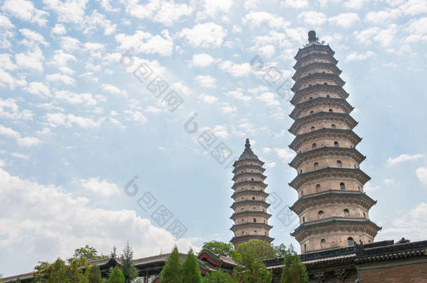 山西，中国-2015 年 9 <strong>月</strong> 11 <strong>日</strong>︰ 双子塔寺 （祚寺）。著名的历史遗址，在中国山西省太原市.