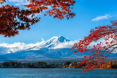 秋天的颜色，日本的富士山