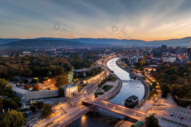 贝尔格莱德是塞尔维亚的首都和最大城市