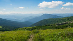 夏日山, 绿草, 蓝天景观