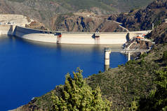 西班牙 Atazar 水库大坝