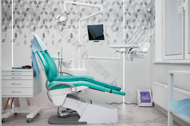 牙医办公室和<strong>特别</strong>设备的内部