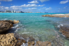 cancun.rocky 海岸、 海、 城的距离